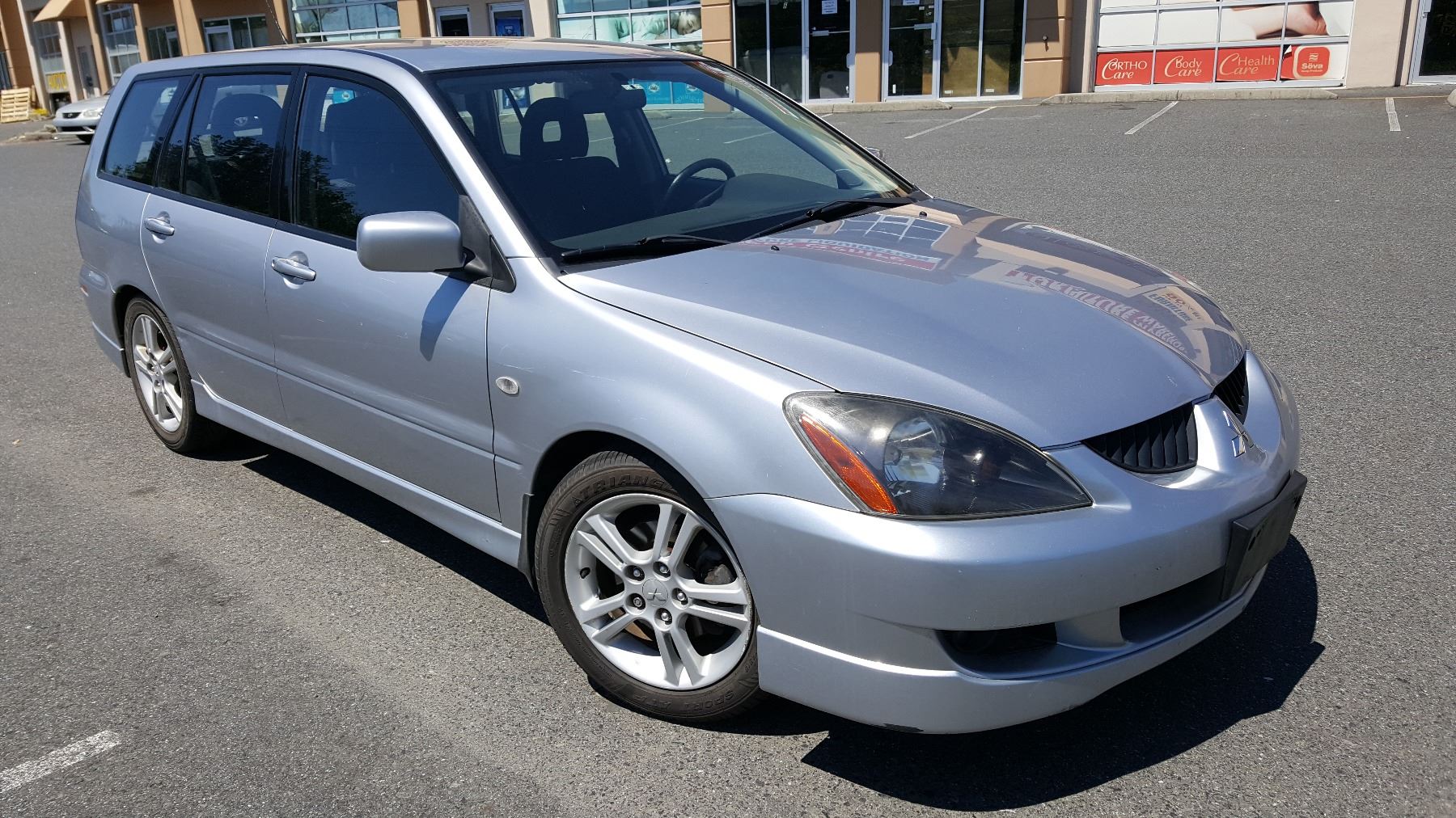 2004 Mitsubishi Lancer Station Wagon 2004 MITSUBISHI LANCER 4 DOOR STATION WAGON, AUTOMATIC, 160279KM WITH