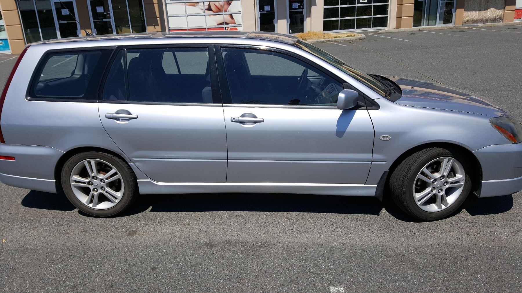 Mitsubishi lancer station wagon Mitsubishi lancer station wagon