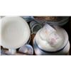 Image 2 : CORELLE DISHES AND MUGS