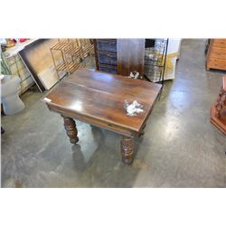 ANTIQUE DINING TABLE WITH LEAF