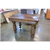 Image 2 : ANTIQUE DINING TABLE WITH LEAF