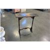 Image 2 : ANTIQUE HALL TABLE