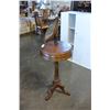 Image 2 : ANTIQUE SHAVING STAND