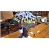 Image 2 : STAINED GLASS TABLE LAMP