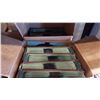 Image 2 : 2 BOXES OF RECORDS 78S