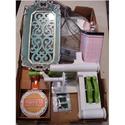 TRAY OF KITCHEN ITEMS AND PUMPKIN PIE KIT