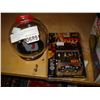 Image 2 : KISS DIE CAST CAR AND CAPTAIN AMERICA IN BUBBLE