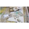 Image 1 : LOT OF FOREIGN AND MILITARY CURRENCY AND VINTAGE POSTCARDS IN CIGAR BOX