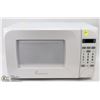 Image 1 : TOASTMASTER 700W MICROWAVE