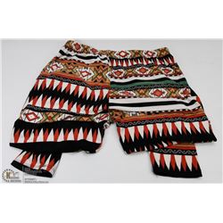 NEW SILVER AZTEC LEGGINGS ONE SIZE WITH TAG.