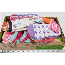 FLAT OF 24 GIRLS SIZE 5-7 SOCKS