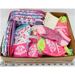 FLAT OF 28 GIRLS SIZE 5-7 SOCKS