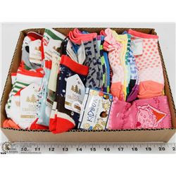 9 GIRLS 5-7 SOCKS SOLD WITH 19 GIRLS 7-9 SOCKS