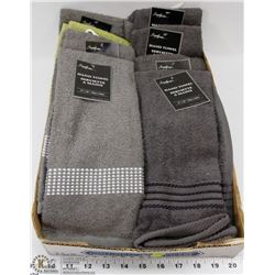 FLAT OF HAND TOWELS