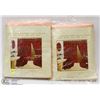 Image 1 : LOT OF TWO SHOWER CURTAINS