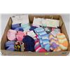 Image 1 : 23 ASSORTED INFANT SOCKS SIZES 3-12 AND 24-36