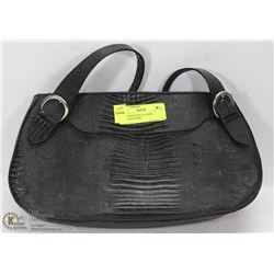 WOMENS BLACK LEATHER BUGGIANI PURSE