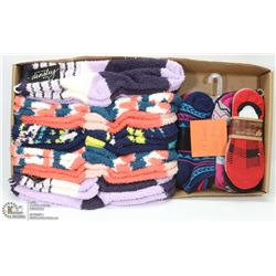 18 LADIES SIZE 9-11 SOCKS