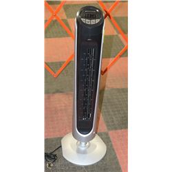 BIONAIRE OSCILLATING FLOOR FAN, 3-SPEEDS