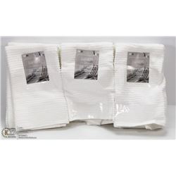 LARGE BUNDLE OF BAR MOPS (TOWELS)