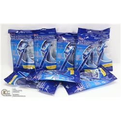 BAG OF DISPOSABLE RAZORS
