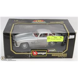 MERCEDES 300SL 1:18 DIE CAST.
