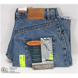 BLUENOTES RELAXED FIT JEANS SIZE 31,28