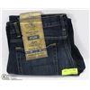 Image 1 : BLUENOTES DYLAN LOW RISE JEANS SIZE 32,30