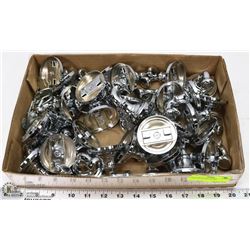 TRAY OF 30 COAT HOOKS