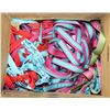 Image 1 : BOX OF DOG LEASHES