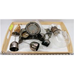 TRAY OF VARIOUS ANTIQUE AND VINTAGE PIECES