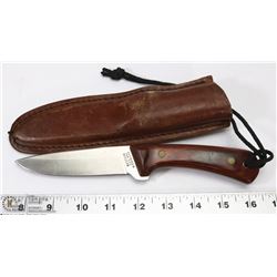 USA MADE HUNTING KNIFE IN SHEATH