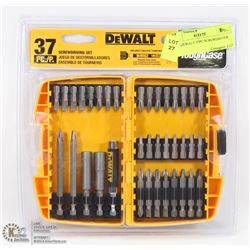 NEW DEWALT 37PC SCREWDRIVER SET