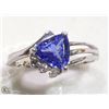 Image 1 : 4) 14KT WHITE GOLD TANZANITE & 3 DIAMOND RING