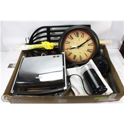 LARGE FLAT W/HOUSEHOLD ITEMS INCL.