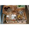 Image 3 : ESTATE PALLET OF GLASSWARE, AVON COLLECTIBLES,