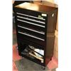 Image 1 : TOOL BOX WITH 5 DRAWERS & BOTTOM SHELF FULL OF