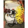 Image 1 : TOOLSHOP 2 HP 4 GALLON COMPRESSOR WITH HOSE