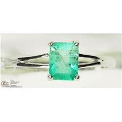 30) 10KT WHITE GOLD EMERALD RING