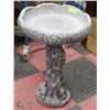 Image 1 : STONE DECORATIVE BIRDBATH ON REMOVABLE PEDESTAL