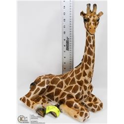 GIRAFFE  FIGURINE