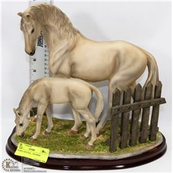 HORSE AND FOAL   FIGURINE