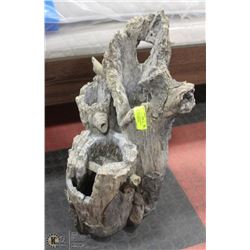 RESIN  LOG STYLE WATER FOUNTAIN WITH PUMP -