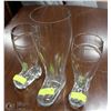 Image 1 : SET OF 3 LARGE GLASS BOOT DRINKING GLASSES -