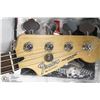 Image 3 : FENDER PRECISION BASS ELECTRIC GUITAR