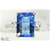 Image 1 : 47) 14KT WHITE GOLD TANZANITE & TWO DIAMOND RING
