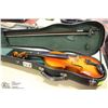 Image 3 : VIOLIN WITH CASE AS IS
