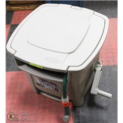 GARDEN HOSE CADDY WITH 50' HOSE AND SPRAY NOZZLE