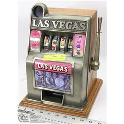 MINI LAS VEGAS SLOT MACHINE IN OAK CASE TOY.