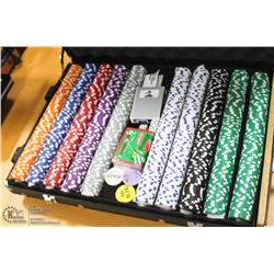 DELUXE POKER CHIP SET